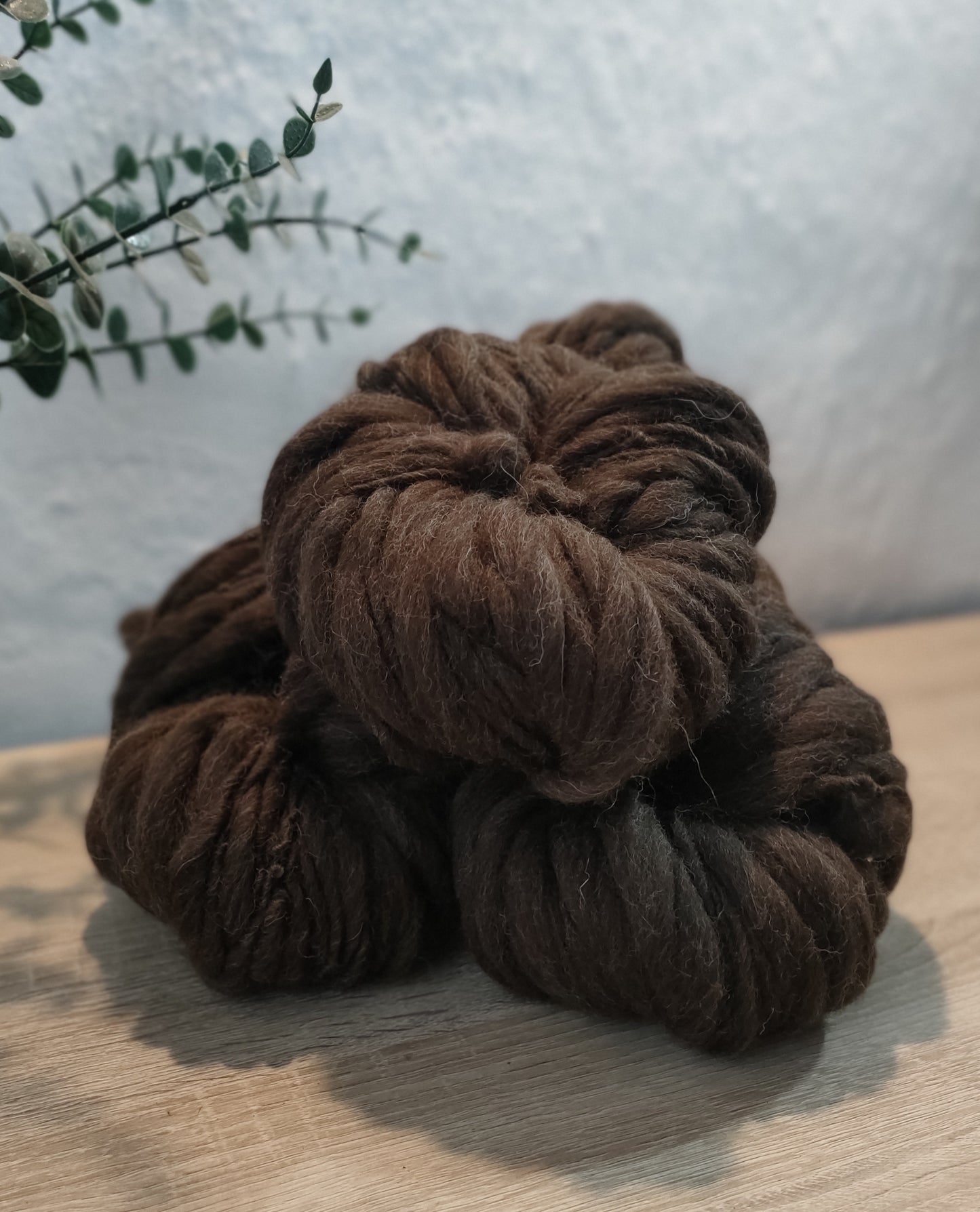 LANA MERINO - FLAMA DE LANA MERINO 100% NATURAL - Madeja irregular de lana gruesa - Madeja de 150 grs. orgánica